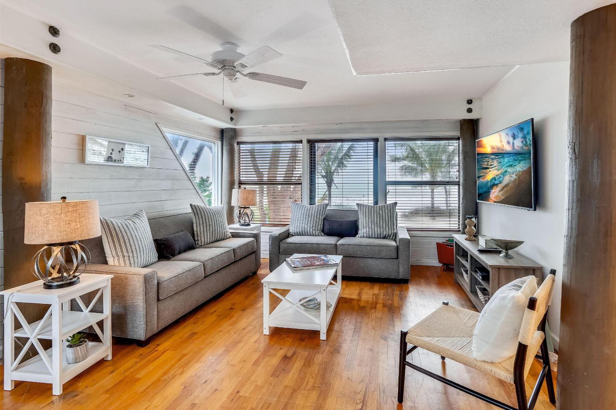 Sunset Beach House - All Villa St. Pete Beach Eksteriør billede